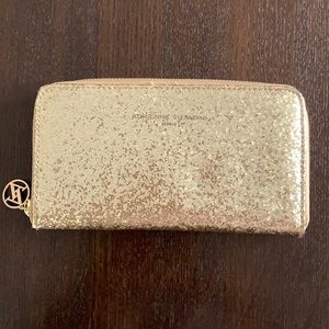 Adrienne Vittadini wallet